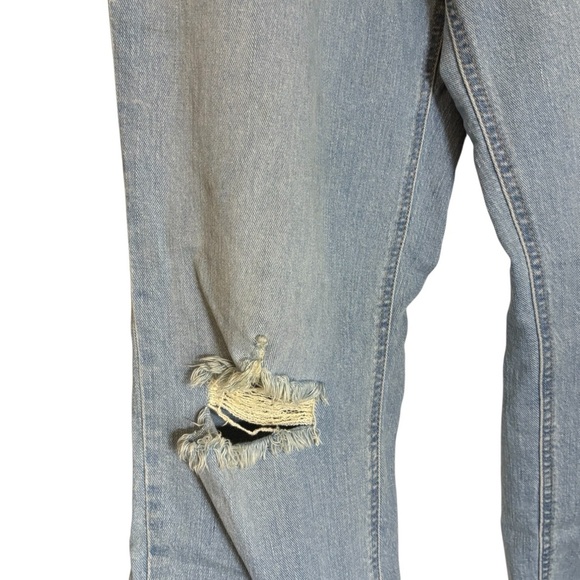 Lee Light Blue Distressed Boyfriend Jeans Size 8 Medium - Picture 3 of 9